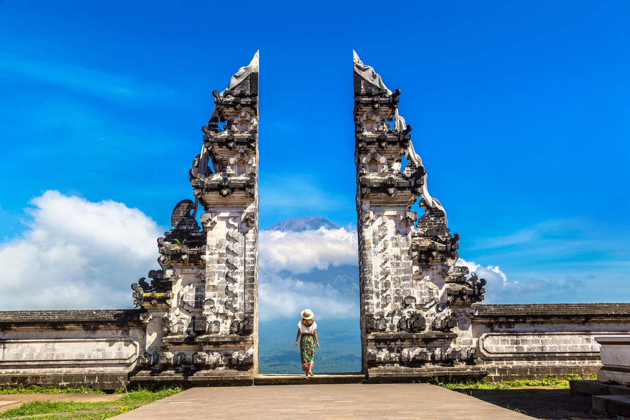 Pura Agung Lempuyang temple